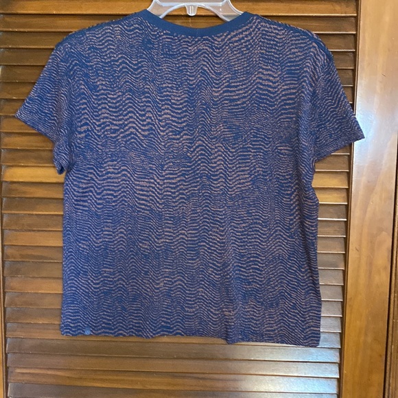 Lululemon Train to Be Shirt - Picture 5 of 6